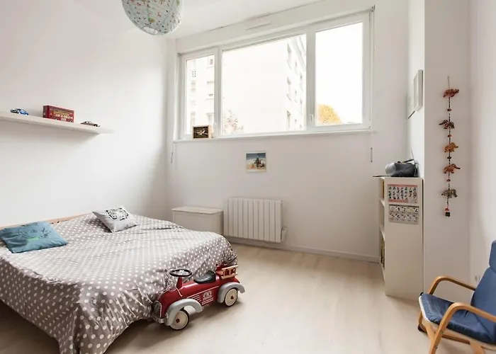 R Appartement Cosy Orangerie 120 M2 Pour 6 Personne Parking Gratuit Proche Centre Lägenhet *